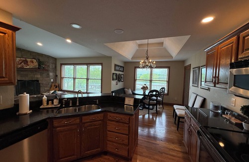 Crestline House | Waterfront large house with 2 outdoor living spaces on 40 acres with Winery.