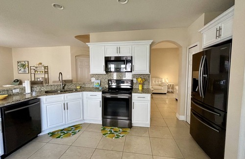Buena Ventura Lakes House | Waterfront listing close to MCO, USTA, Disney, Universal, and Sea World!