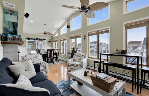Bayville House | Waterfront Luxury Home with HEATED POOL, Outdoor Shower, sleeps 8