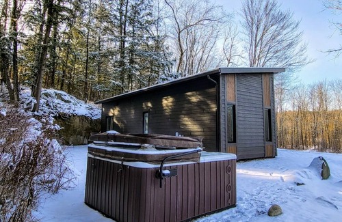 Cheneville Cottage | Waterfront Luxury chalet II-Lac Simon