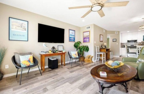 Key Allegro Condo | Waterfront Luxury Condo