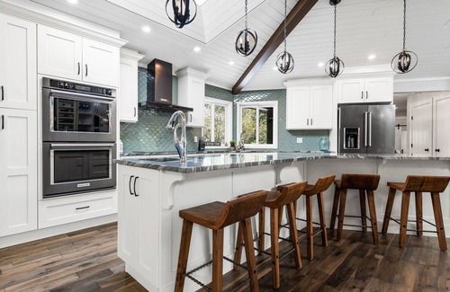 Hope House | Waterfront Luxury Home in a recreational Paradise!