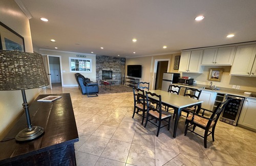Viewpoint House | Waterfront Luxury home in Redmond/Bellevue