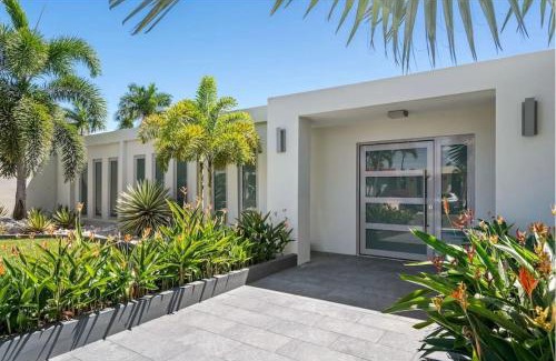 Sabana Abajo House | Waterfront Luxury Home with Dock in San Juan