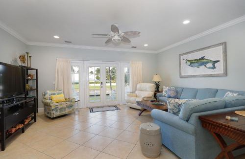 Indigo Reef Marina Homes House | Waterfront luxury Villa 13 with sunset views and boat slip townhouse