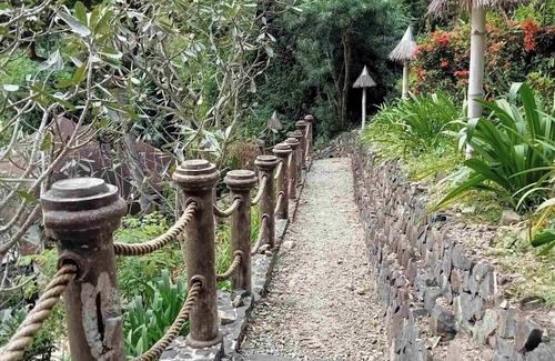 Anilao House | Waterfront/main house /2 cabins, living/dining room,fully staffed, pet friendly