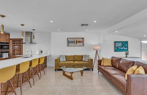 Lauderdale Harbours House | Waterfront & Marble Heated Pool 1.3mi to ConvCtr