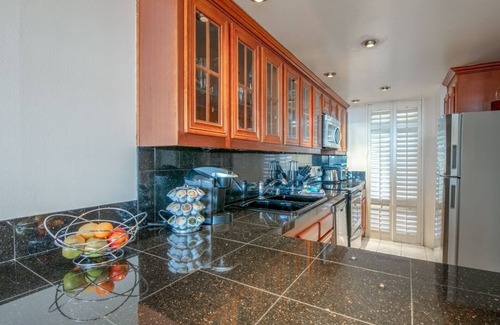 Marina del Rey Condo | Waterfront Marina Del Rey Condo, Gorgeous Views! Walk to Beach | Gym, 3 Pools