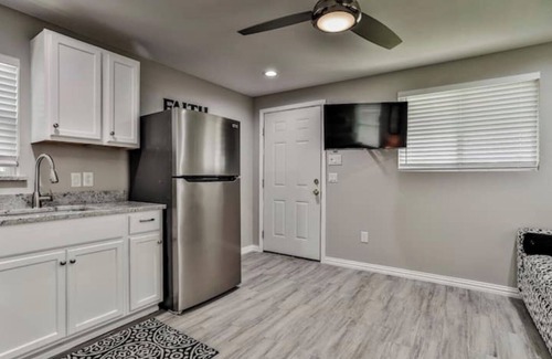 Granbury House | Waterfront Mini House!