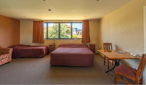 Blenheim Hotel | Waterfront motel