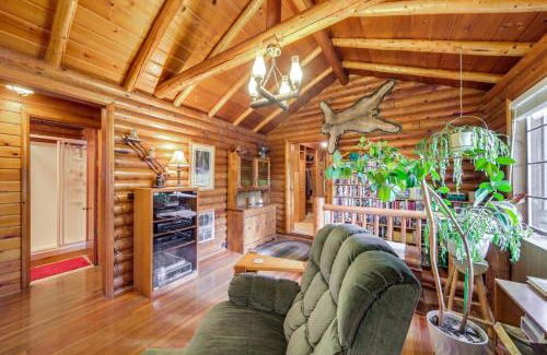 Newport House | Waterfront Newport Vacation Rental on Sacheen Lake