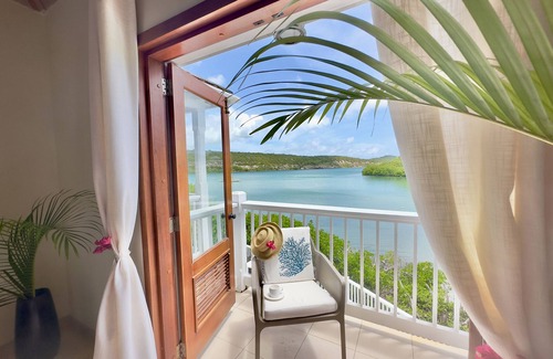 Saint Phillip Parish Villa | Waterfront Nonsuch Bay Villa, 3 en-suite Bedrooms, Pool