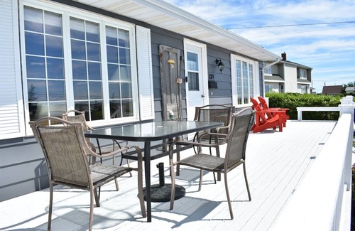 North Rustico House | Waterfront North Rustico; Million Dollar View