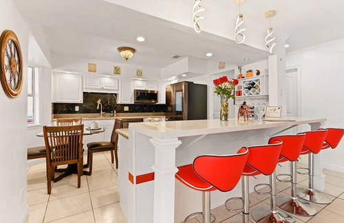 Boynton Beach House | Waterfront Oasis, 5B, 4B, Jacuzzi, sleeps 12