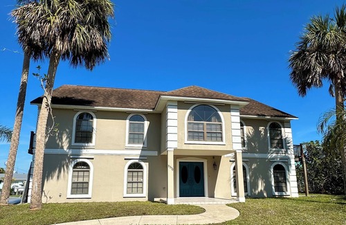 Sebastian House | Waterfront Oasis - Saltwater Pool - Private Dock - Backyard Fishing!