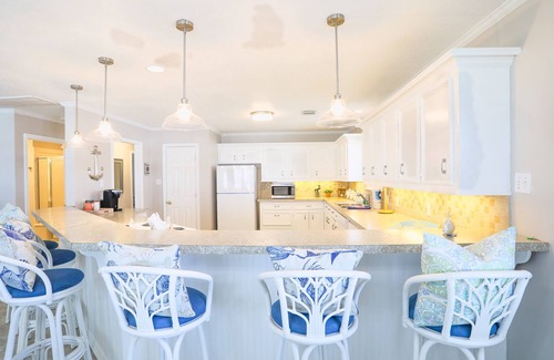 Crystal Beach House | Waterfront oasis with furnished lanai, outdoor kitchen & dock - great location