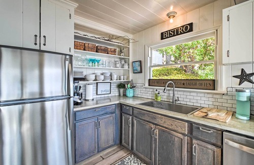 Olympia Cabin | Waterfront Olympia Home w/Private Beach & Kayaks!