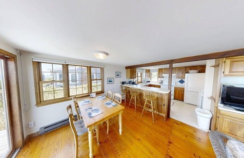 Dennis House | Waterfront on Cape Cod Bay