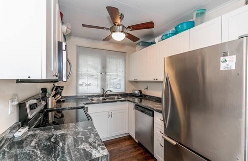 Muskoka Lakes Cottage | Waterfront on Lake Muskoka!