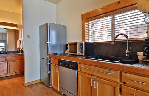 Langley Condo | Waterfront one bedroom condo - private deck offering spectacular views