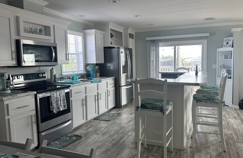 Saint James City House | Waterfront Paradise - 2BR/2BA Home with Gulf Access in Pine Island, FL