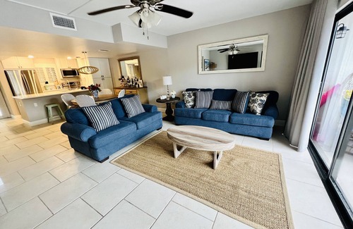 Key Largo House | Waterfront paradise in Key Largo with resort style amenities