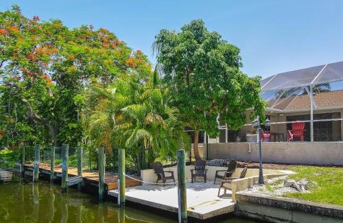 Caloosahatchee Villa | Waterfront Pool Villa with Sailboat access