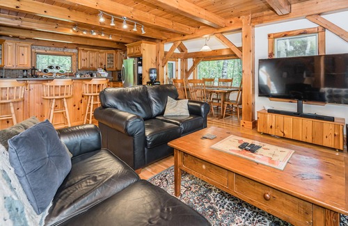 Tobermory Cottage | Waterfront post-&-beam: hot tub & stargaze tower