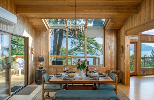 Olga House | Waterfront Privacy, Pet-friendly, Close To Trails