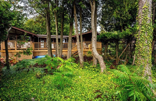 Northern Bruce Peninsula House | Waterfront Private cottage | New Reno | 9 guests