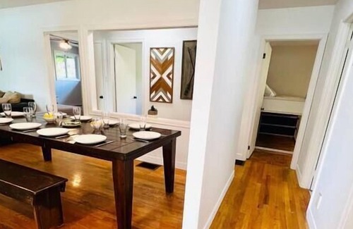 Disraeli Ski Chalet | Waterfront Private Dock 10 people