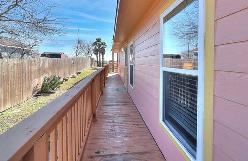 Taft House | Waterfront! Private lighted pier! Fire pit!