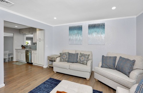 East Quogue House | Waterfront Property E. Quogue Minutes From The Hamptons