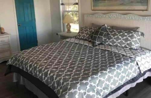 Dutton House | Waterfront property with long pier. Pet friendly, family friendly