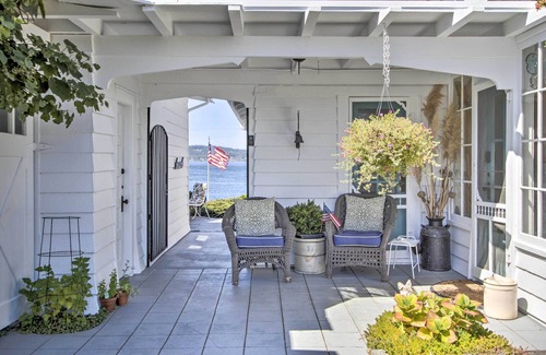 University Place Cottage | Waterfront Puget Sound Retreat: Steps to Beach!