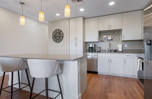Indian Beach Sapphire Shores Condo | Waterfront Relaxation - Modern Comfortable Condo