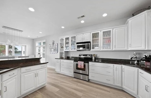 Bethany Beach House | Waterfront retreat just minutes to the beach. Sleeps 14.