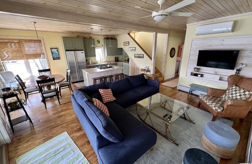 Lakeside House | Waterfront Retreat on Bantam Lake with Private Beach - Winter Ski Getaway