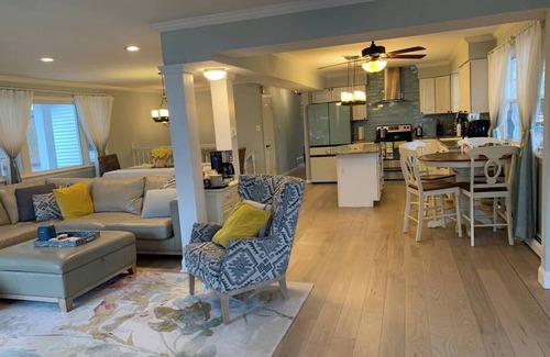 Elwood House | Waterfront Retreat on Mullica River. Private Beach, Firepit, Kayaks.