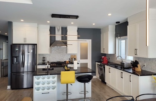 Casselman House | Waterfront Retreat - South Nation River
