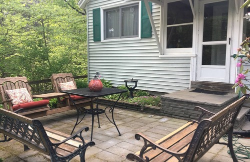 Lake Luzerne-Hadley House | Waterfront Retreat on Mini "Golden Pond" 10 Miles Lake George