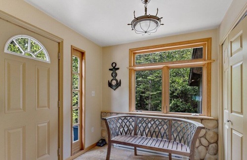 Tobermory Cottage | Waterfront retreat w/ sauna & hot tub