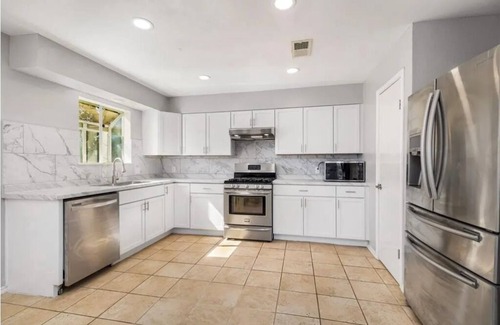 Baytown House | Waterfront Retreat w/Pool: Family & Fishing Escape in Baytown, Near Houston