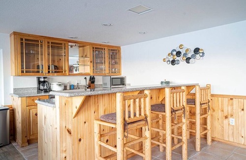 Longbranch House | Waterfront Retreat with Mt. Rainier Views+Hot tub