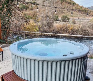 Gold Hill House | Waterfront River Apartments