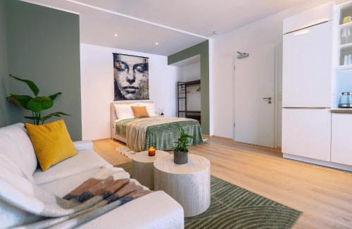 Neustadt Apartment | Waterfront Riverside Premium Suites by ORY Living