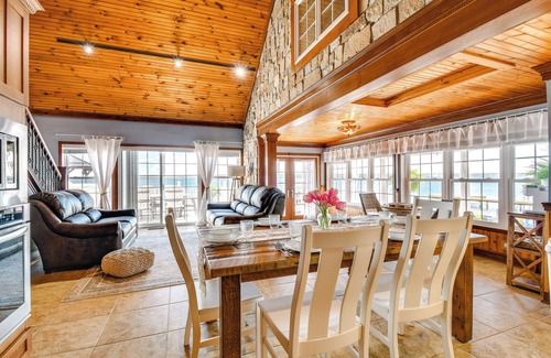 Poplar Ridge Cottage | Waterfront Romulus Getaway w/Private Dock!