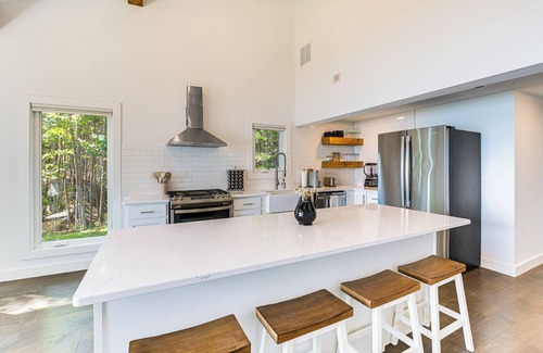 Roque Bluffs Cabin | Waterfront Roque Bluffs Hideaway w/Private Beach