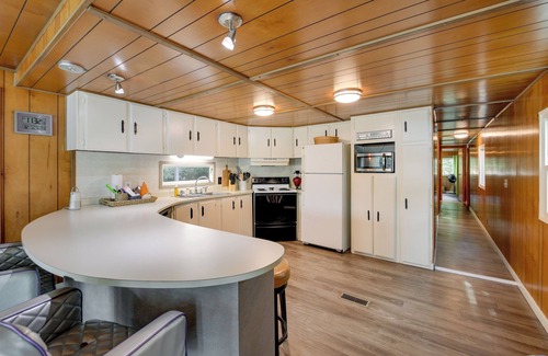Mid America House | Waterfront Royal Home w/Dock & Patio!
