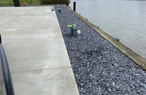 Bourg RV Rental | WATERFRONT RV SITE W/LAUNCH NEAR COCODRIE/POINTE AUX CHEIN/HOUMA